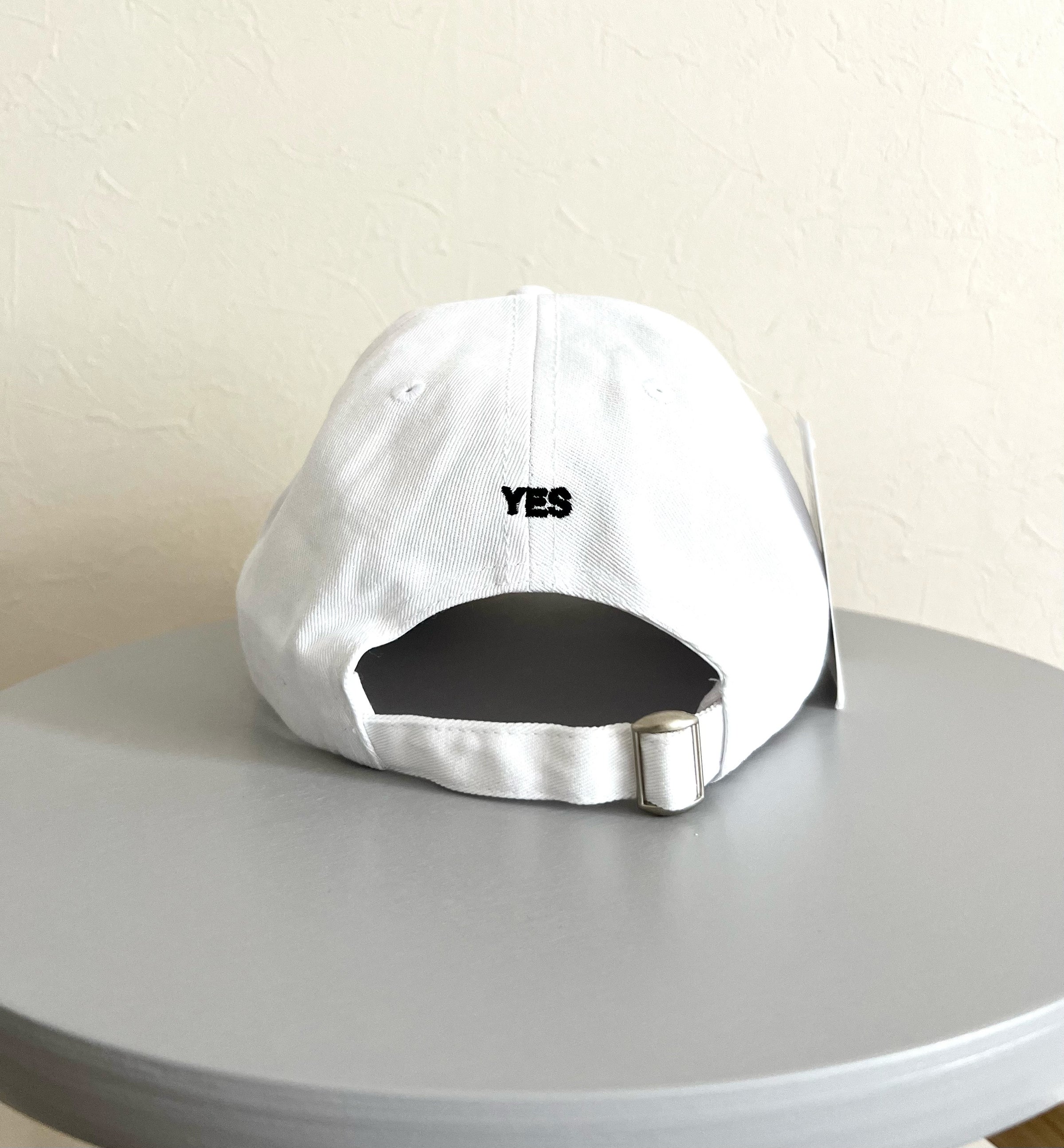 美品　※日本未発売　YOKO ONO ベースボールキャップ ホワイト Tate Yoko Ono White Cap | someday